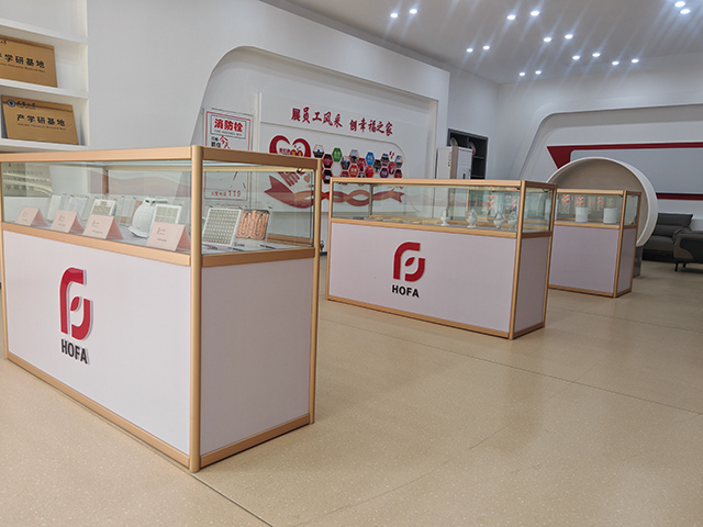 <b>Corporate Style</b>